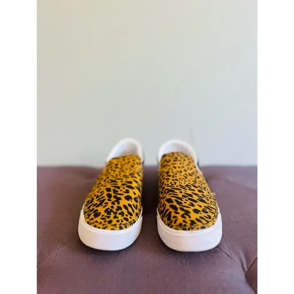 Nike Women’s Court Legacy Leopard Slip On Shoes!